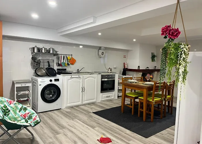 Casinha Res Do Chao Na Com Quintal E Barbecue Tatil Evi