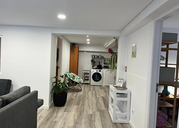 Casinha Res Do Chao Na Com Quintal E Barbecue