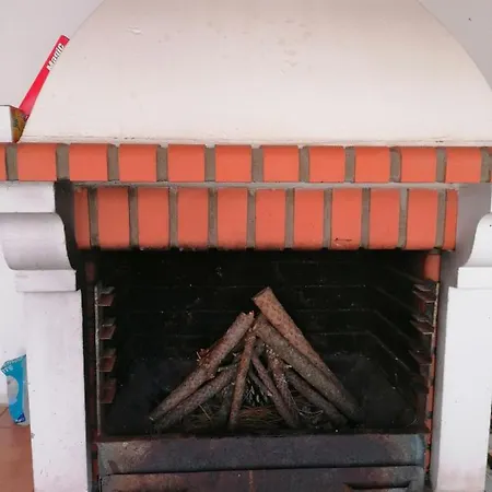 Casinha Res Do Chao Na Com Quintal E Barbecue Σπίτι διακοπών