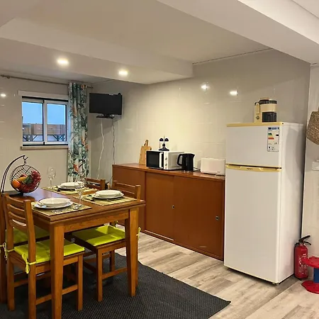 Casinha Res Do Chao Na Com Quintal E Barbecue Дом отдыха *